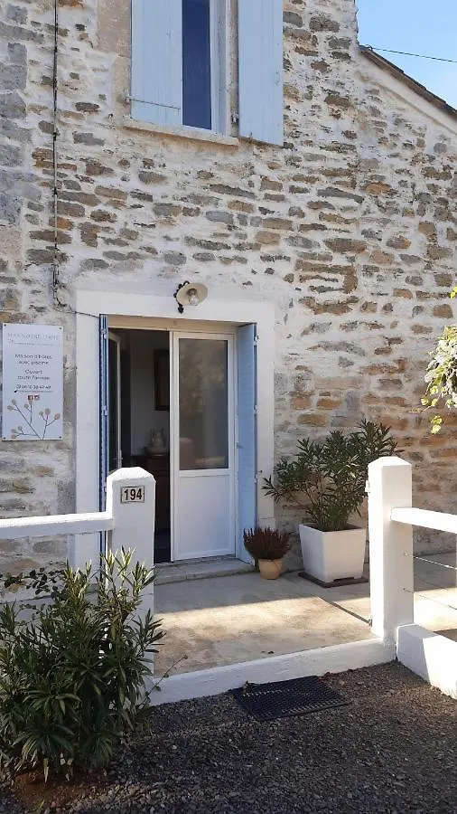 Mas Notre-Dame, Adult Only, Situation Ideale, Grand Jardin Paisible Grospierres 0*,